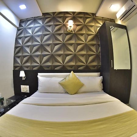 Fabexpress Time Square Hotel Тане Екстериор снимка