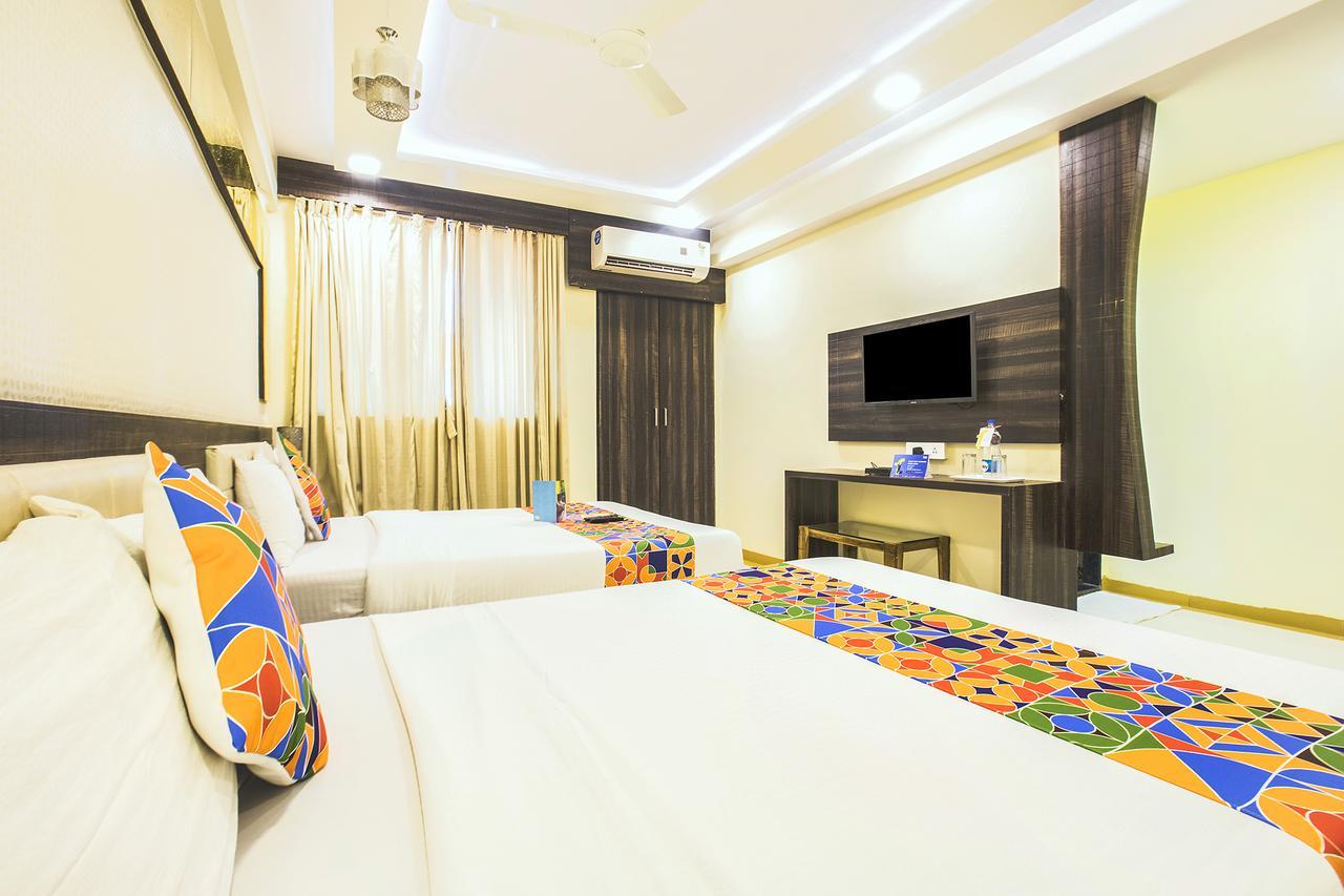 Fabexpress Time Square Hotel Тане Екстериор снимка