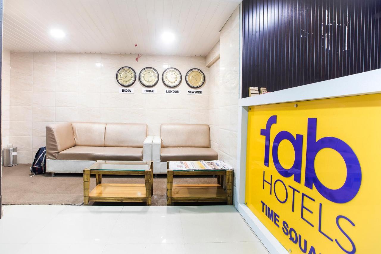 Fabexpress Time Square Hotel Тане Екстериор снимка