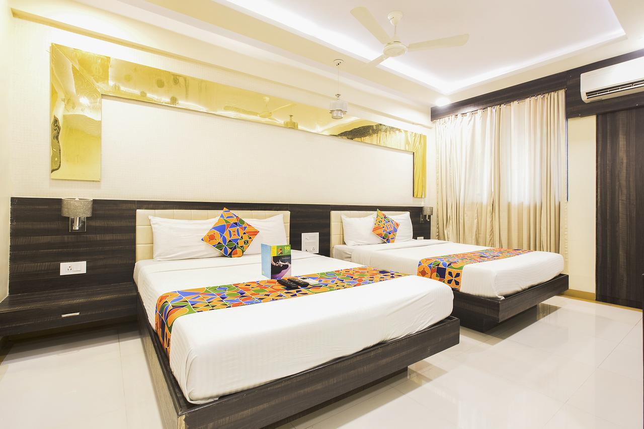 Fabexpress Time Square Hotel Тане Екстериор снимка