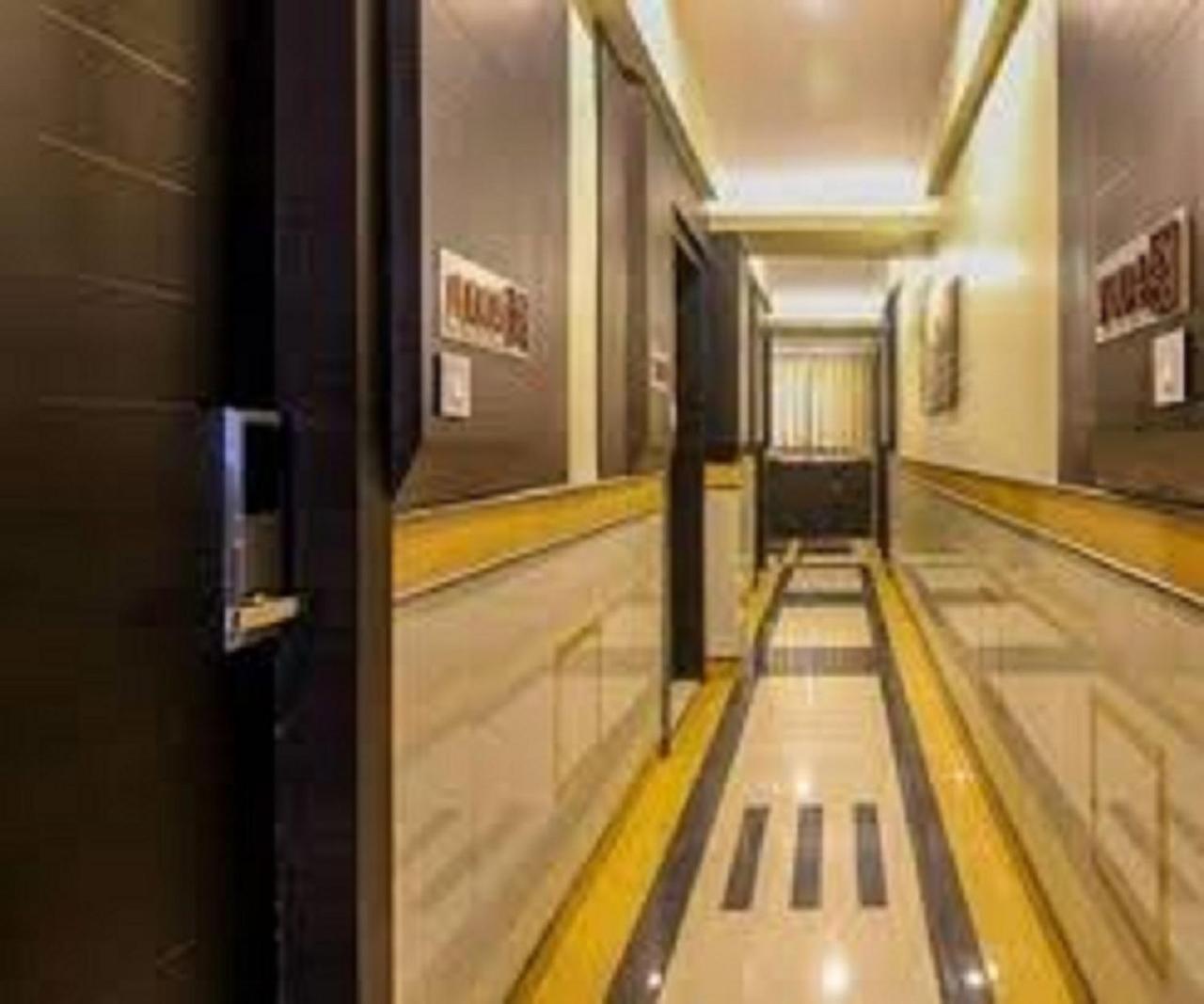 Fabexpress Time Square Hotel Тане Екстериор снимка