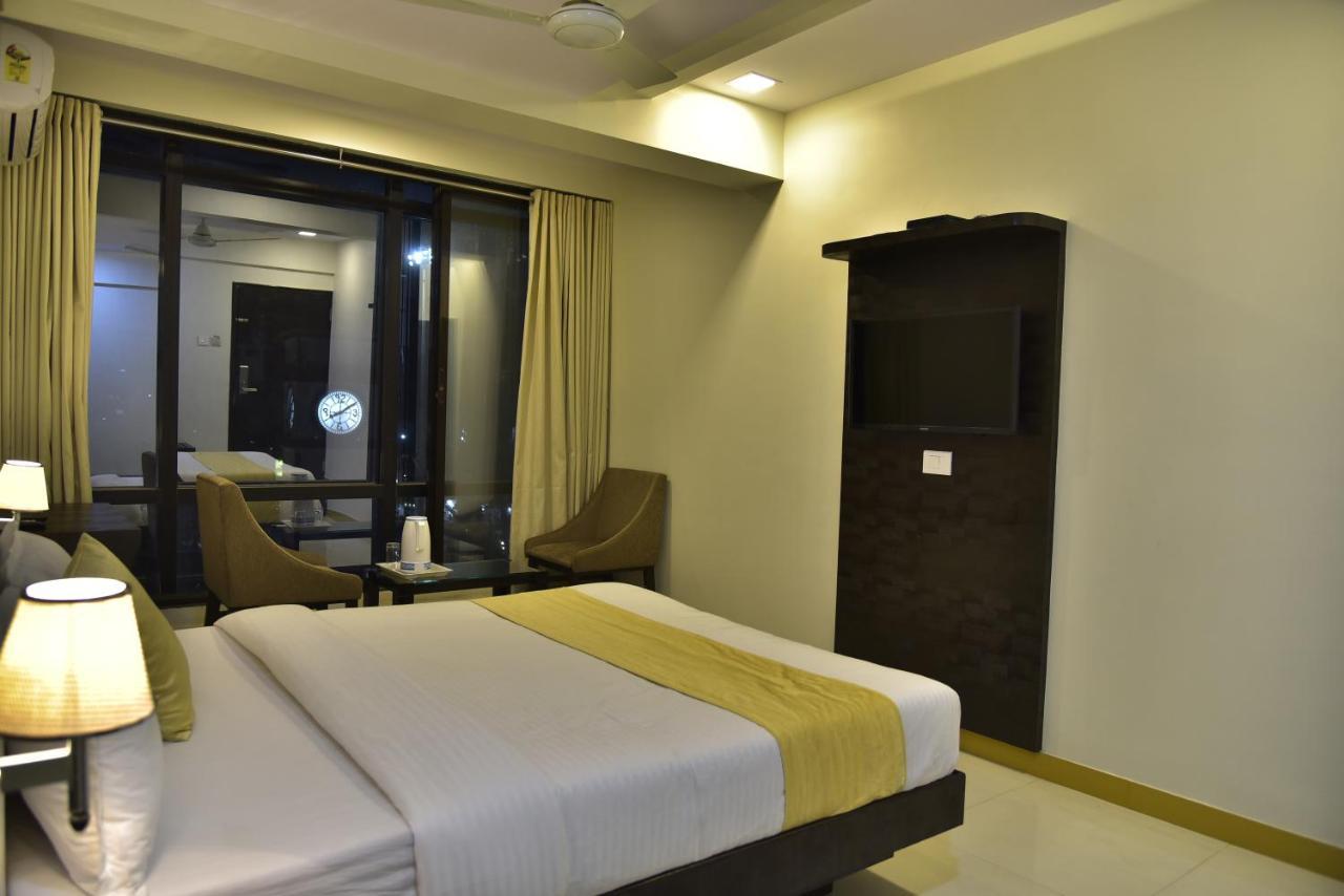 Fabexpress Time Square Hotel Тане Екстериор снимка