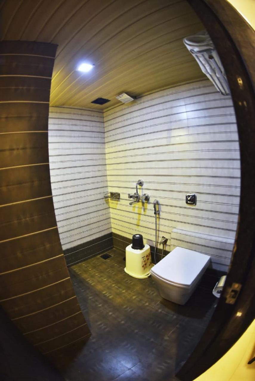 Fabexpress Time Square Hotel Тане Екстериор снимка