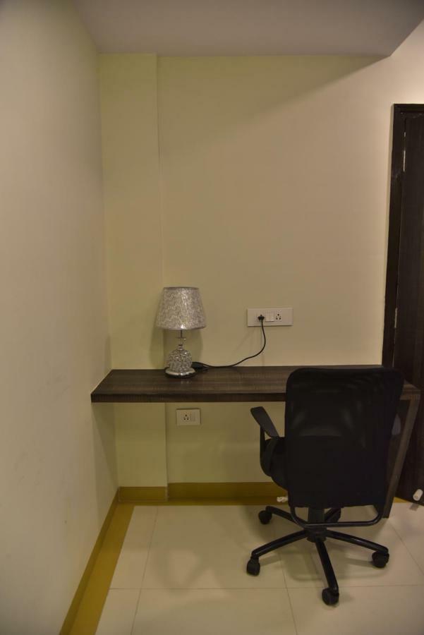 Fabexpress Time Square Hotel Тане Екстериор снимка